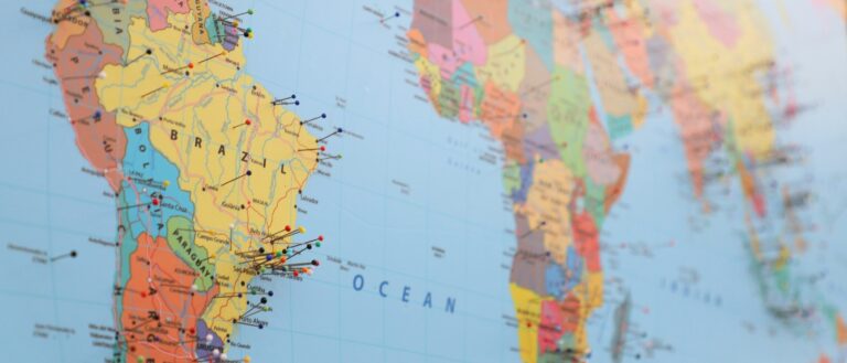 world map (leandro-barreto-nomAp6_KVXU-unsplash)